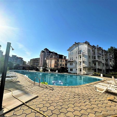 Bravo 5 Apartments Сонячний Берег Екстер'єр фото