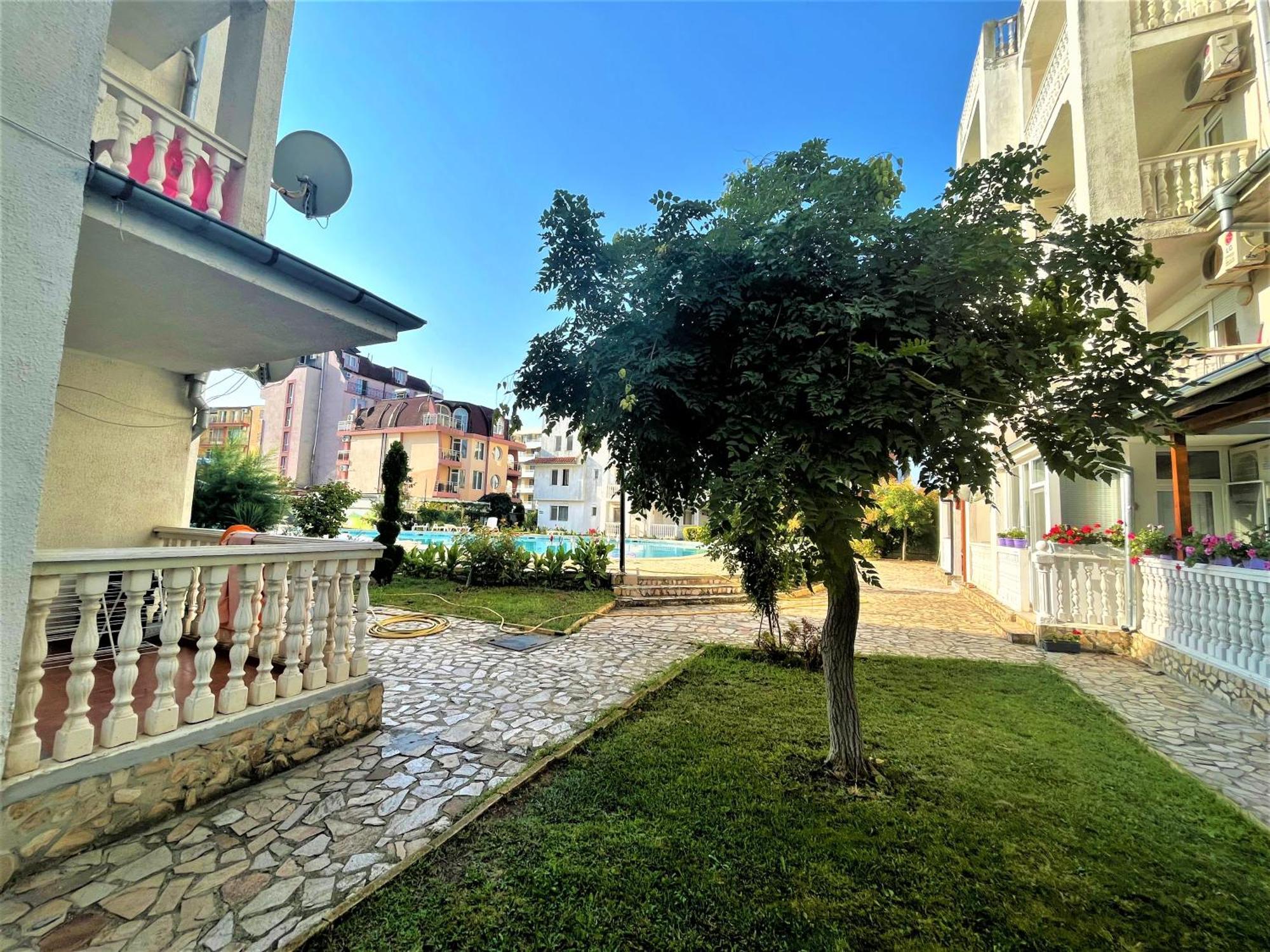 Bravo 5 Apartments Сонячний Берег Екстер'єр фото